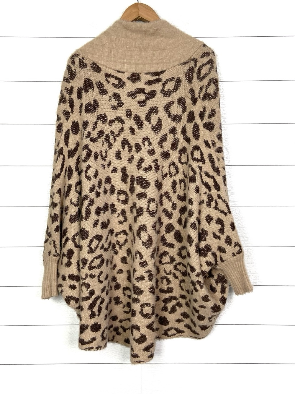 AKEMI KIN Anthropologie Leopard Fuzzy Oversized Dolman Cardigan Sweater Fall OS - Picture 3 of 10